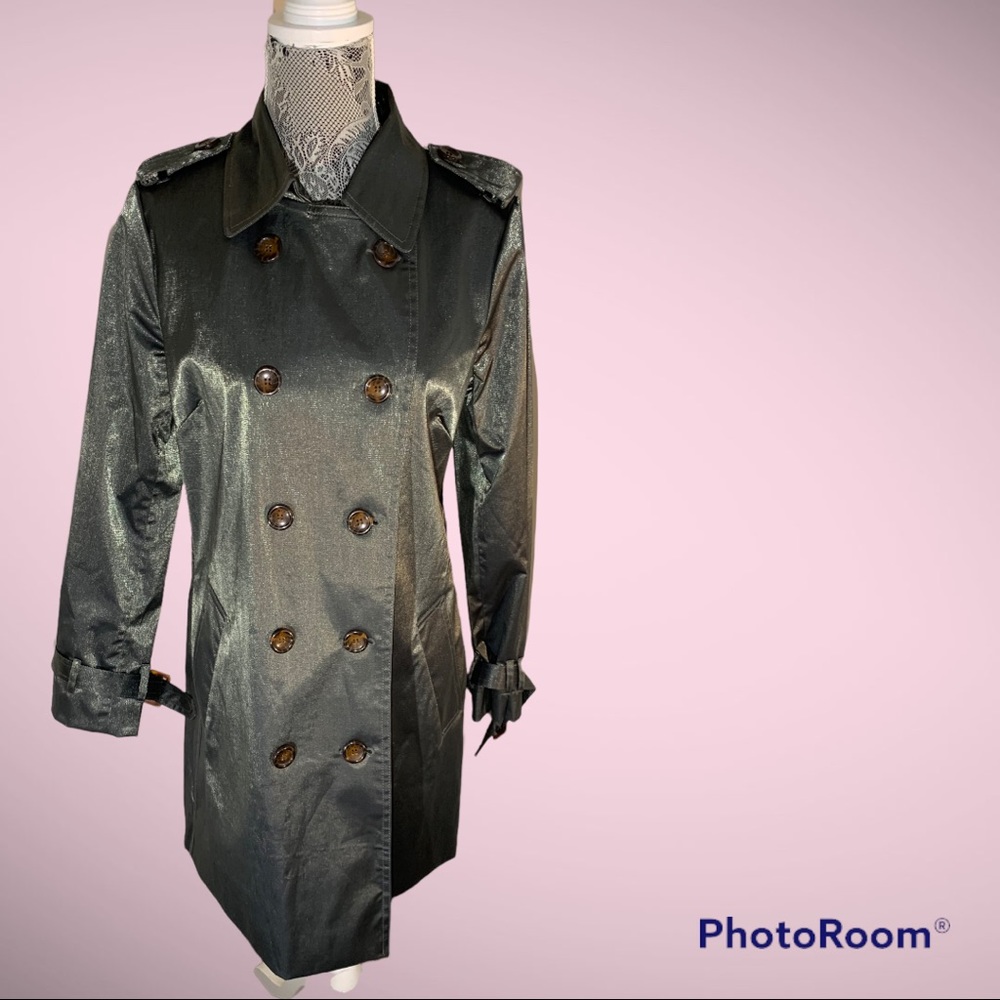 Gorgeous Joan Rivers Lightweight Woman’s Trench Coat